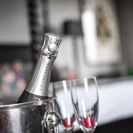The Meadowpark Bar, Kitchen & Rooms Stirling Extérieur photo