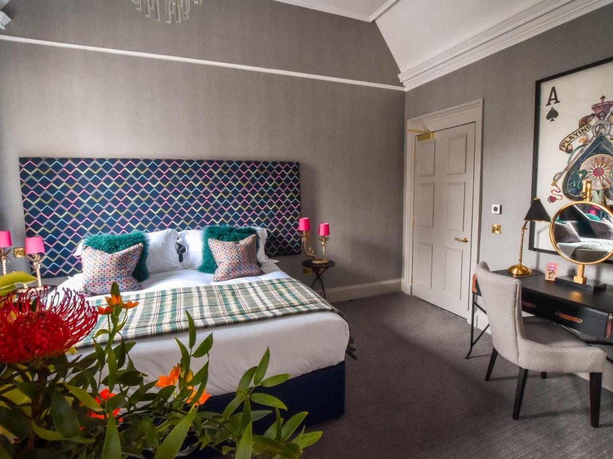 The Meadowpark Bar, Kitchen & Rooms Stirling Extérieur photo